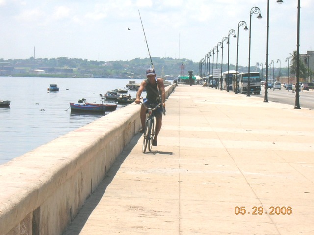 Malecn a la entrada de la Bahia de la Habana- Dar Clic para ampliar -