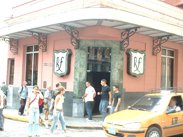 Ristorante-Bar El Floridita (Habana Vieja). Clicate per Vedere i Dettagli