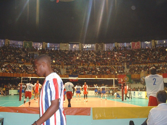 Encuentro de Boleibol Cuba-Italia en la Ciudad Deportiva. Dar Clic para ampliar la Foto