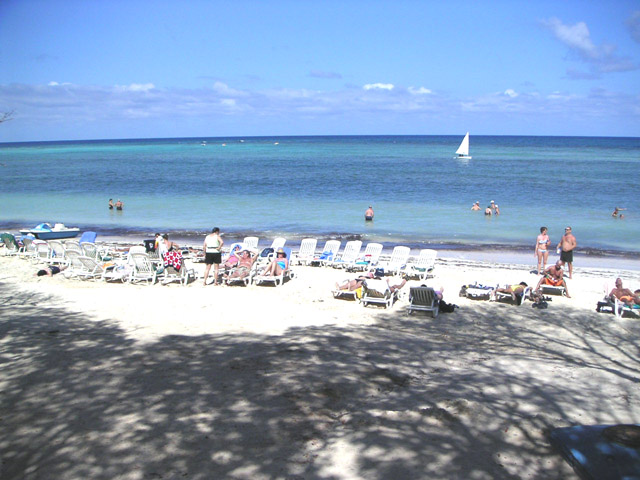 Playa Guardalavaca- Clicken Sie hier um zu vergrössern -