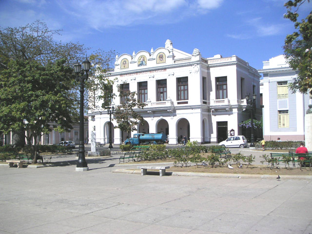 Teatro Tomás Terry. Dar Clic para ver detallles