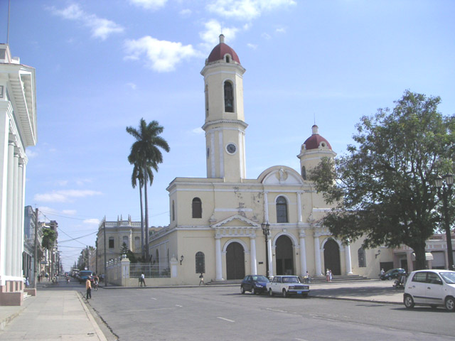 Catedral de Cienfuegos- Clicken Sie hier um zu vergrössern -