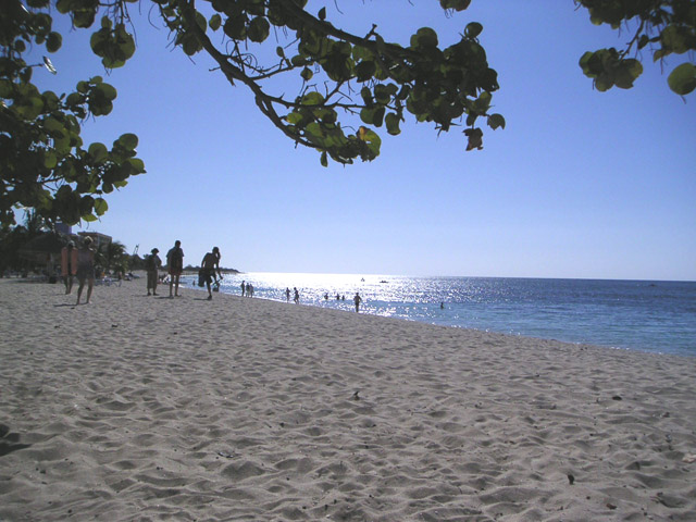 Playa Ancón. Dar Clic para ampliar la Foto